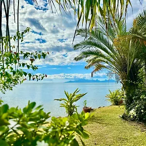  Holiday home O'coco Bungalow- Breathtaking Waterfront Views, Endless Memories